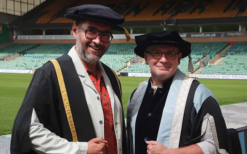 Robert Diament with Professor Simon Ofield-Kerr at a Norwich University of the Arts graduation ceremony